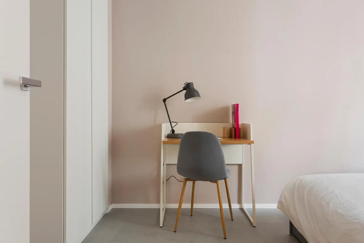Apartamento Bilocale Aleardi Milán Italia