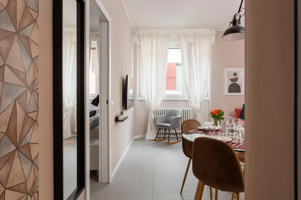 Apartamento Bilocale Aleardi Milán